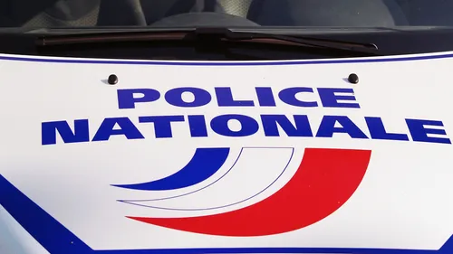 Charleville : pris en flagrant délit devant la prison